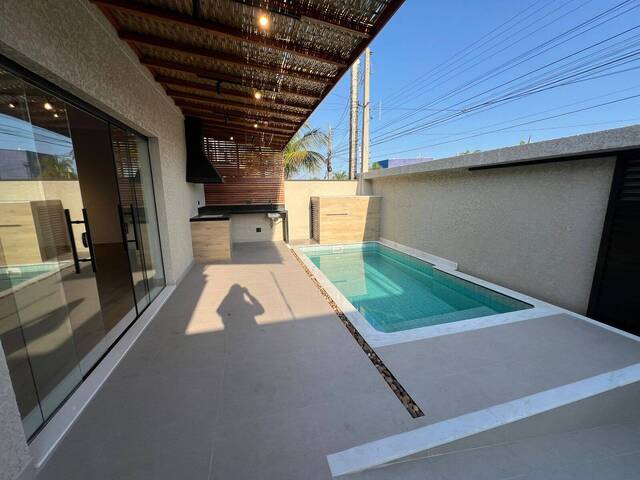 #370 - Casa para Venda em Peruíbe - SP - 2