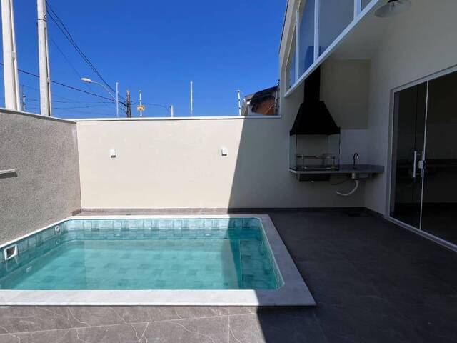#388 - Casa para Venda em Peruíbe - SP - 2