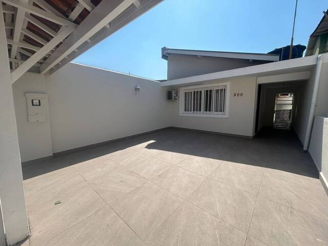 #401 - Casa para Venda em Peruíbe - SP - 2