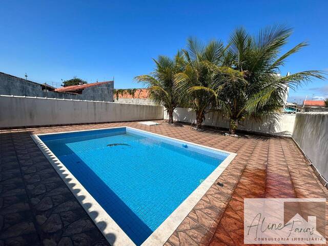 Venda em Estância Balneária Maria Helena Novaes - Peruíbe