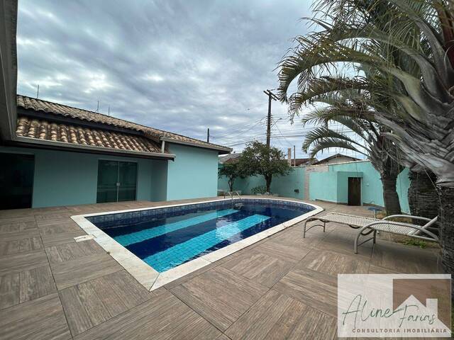 Venda em Jardim Três Marias - Peruíbe