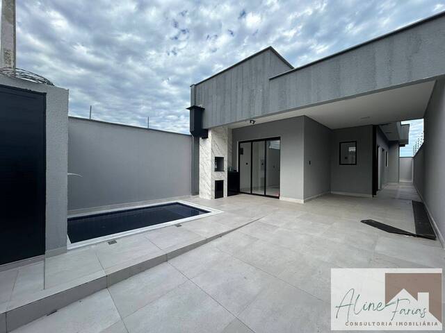 #AF310 - Casa para Venda em Peruíbe - SP