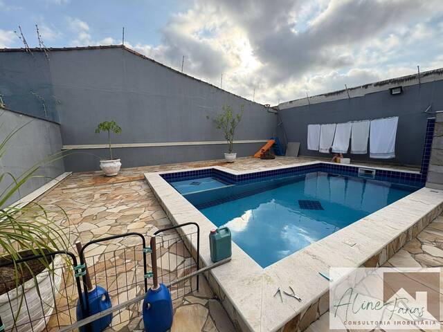 #AF341 - Casa para Venda em Peruíbe - SP