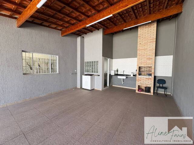 #AF348 - Casa para Venda em Peruíbe - SP