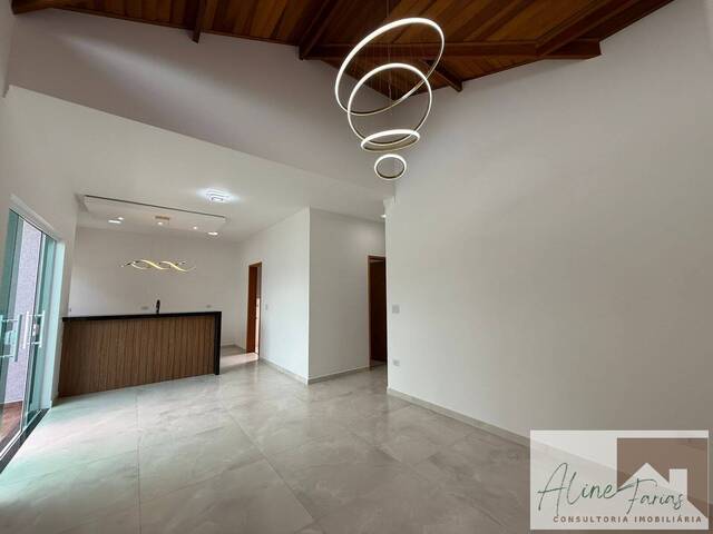 #AF349 - Casa para Venda em Peruíbe - SP