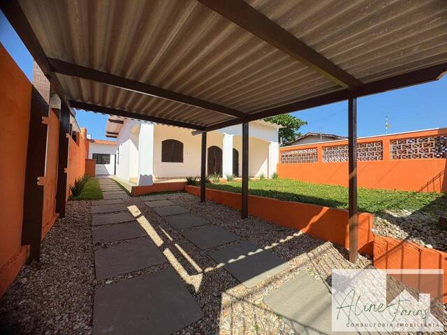 #AF351 - Casa para Venda em Peruíbe - SP