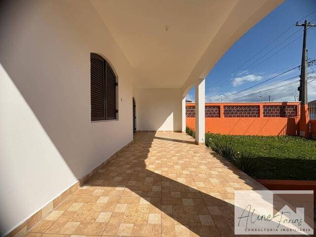 #AF351 - Casa para Venda em Peruíbe - SP