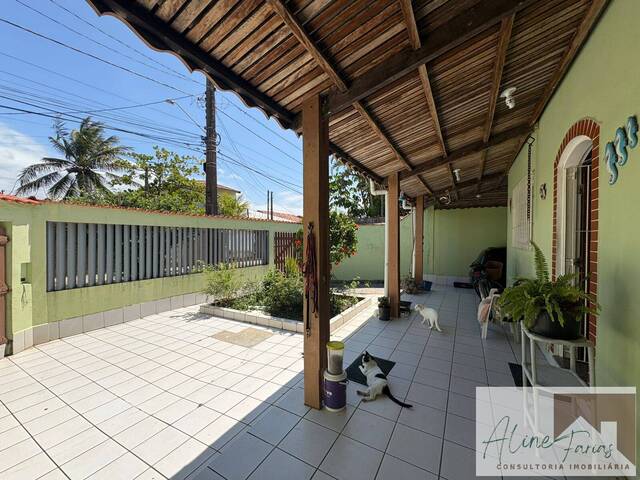 #AF354 - Casa para Venda em Peruíbe - SP