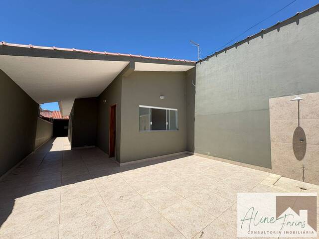 #AF381 - Casa para Venda em Peruíbe - SP