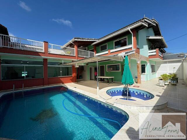 #AF382 - Casa para Venda em Peruíbe - SP