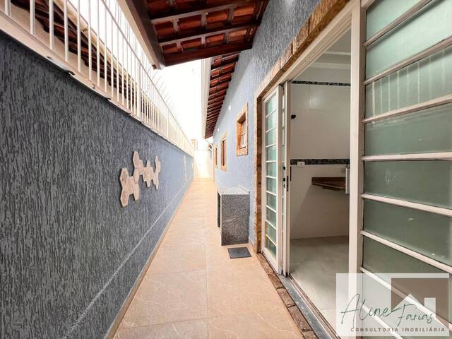 #AF395 - Casa para Venda em Praia Grande - SP