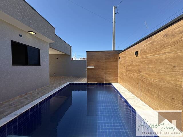 #AF399 - Casa para Venda em Peruíbe - SP