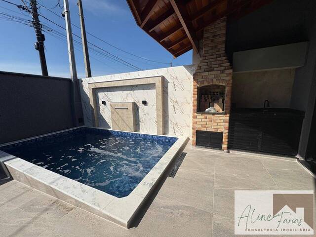 #AF404 - Casa para Venda em Peruíbe - SP