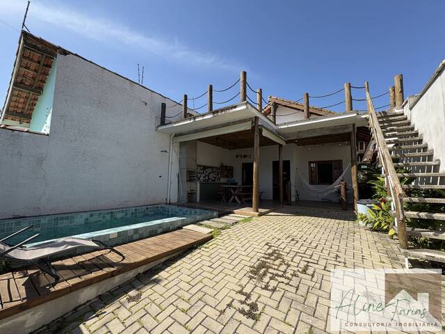 #AF405 - Casa para Venda em Peruíbe - SP