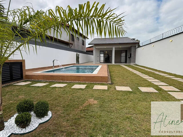 #AF420 - Casa para Venda em Itanhaém - SP