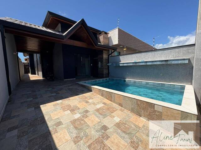 Venda em Flora Rica II - Peruíbe