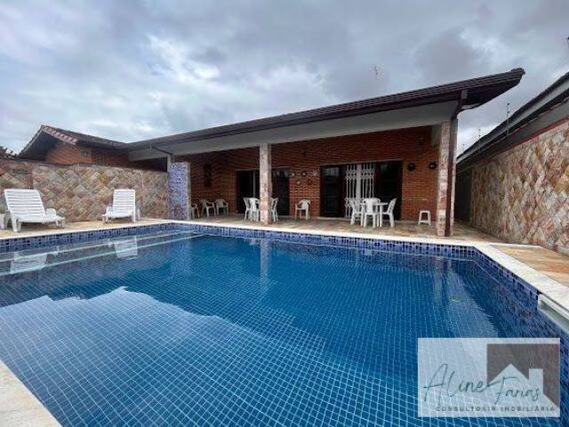 #AF438 - Casa para Venda em Peruíbe - SP