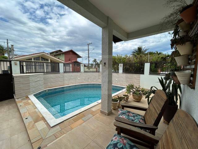 #AF295 - Casa para Venda em Peruíbe - SP