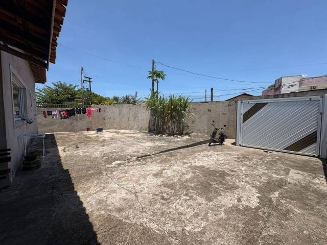 #AF301 - Casa para Venda em Peruíbe - SP