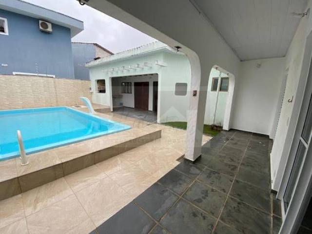 #AF310 - Casa para Venda em Praia Grande - SP