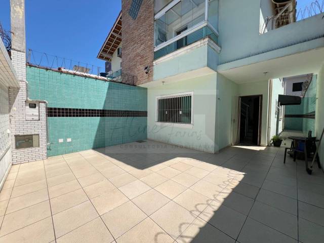 #AF312 - Casa para Venda em Praia Grande - SP