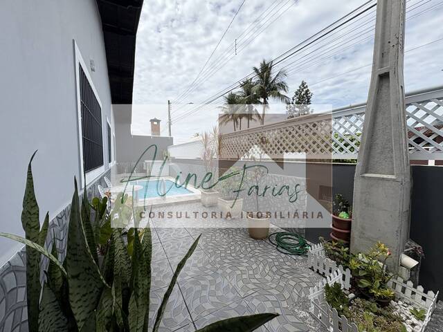 #AF351 - Casa para Venda em Peruíbe - SP