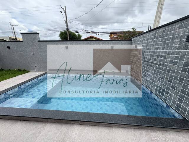 #AF352 - Casa para Venda em Peruíbe - SP