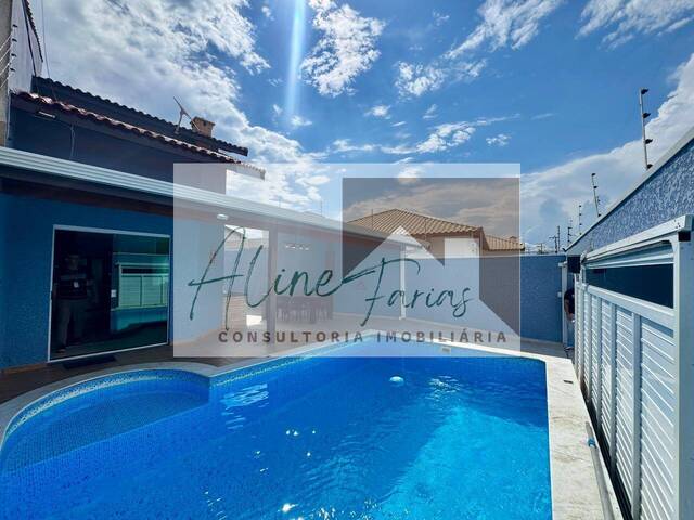 #AF355 - Casa para Venda em Peruíbe - SP