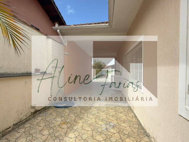 #AF357 - Casa para Venda em Peruíbe - SP