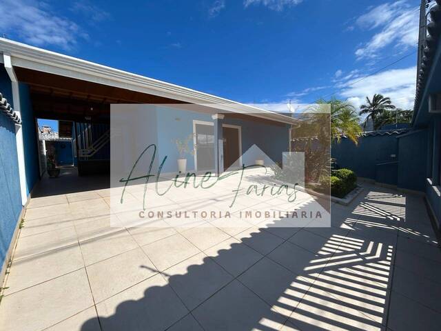 #AF374 - Casa para Venda em Peruíbe - SP