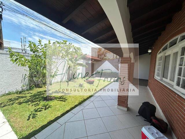 #AF377 - Casa para Venda em Peruíbe - SP