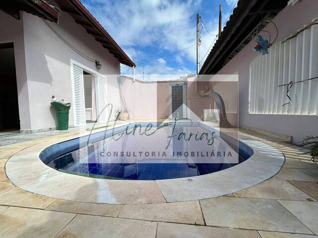 #AF382 - Casa para Venda em Peruíbe - SP