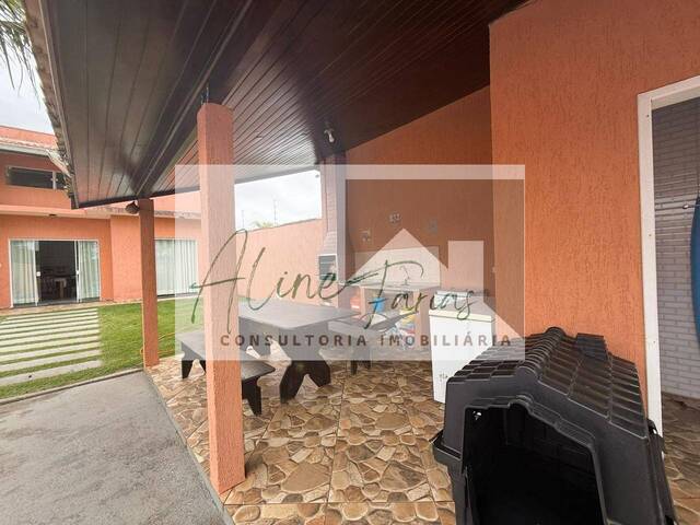 #AF387 - Casa para Venda em Peruíbe - SP