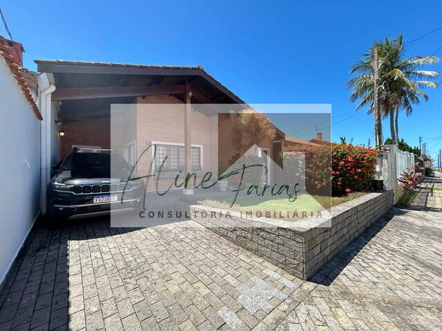 #AF397 - Casa para Venda em Peruíbe - SP